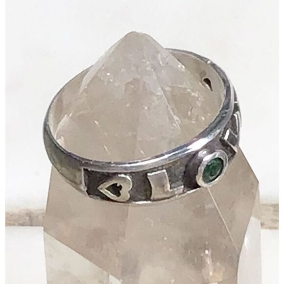 Ring, Emerald and Sterling Silver Ring, NEW, size 7.5, Handmade, gift for lovers - Picture 3 of 9
